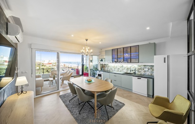 Resale - Villa - Torrevieja - Cabo cervera