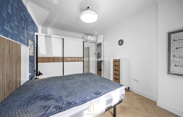 Resale - Villa - Torrevieja - Cabo cervera