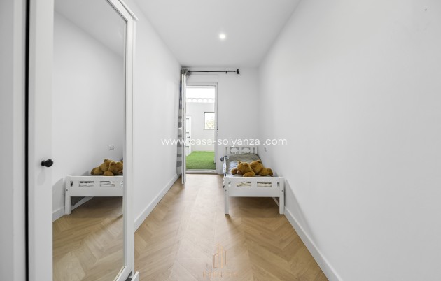 Resale - Villa - Torrevieja - Cabo cervera