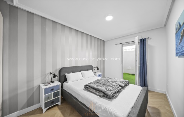 Resale - Villa - Torrevieja - Cabo cervera