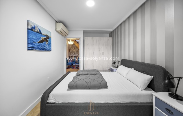 Resale - Villa - Torrevieja - Cabo cervera