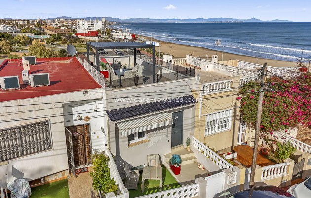 Resale - Villa - Torrevieja - Cabo cervera