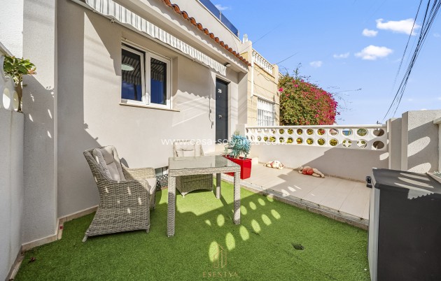 Resale - Villa - Torrevieja - Cabo cervera