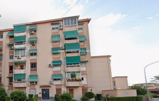 Wiederverkauf - Wohnung - Alicante