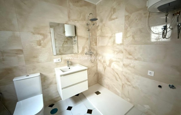 Reventa - Apartamento / piso - Torrevieja - Center