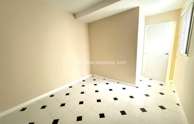 Reventa - Apartamento / piso - Torrevieja - Center