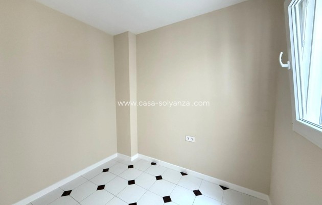 Reventa - Apartamento / piso - Torrevieja - Center