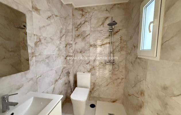 Reventa - Apartamento / piso - Torrevieja - Center