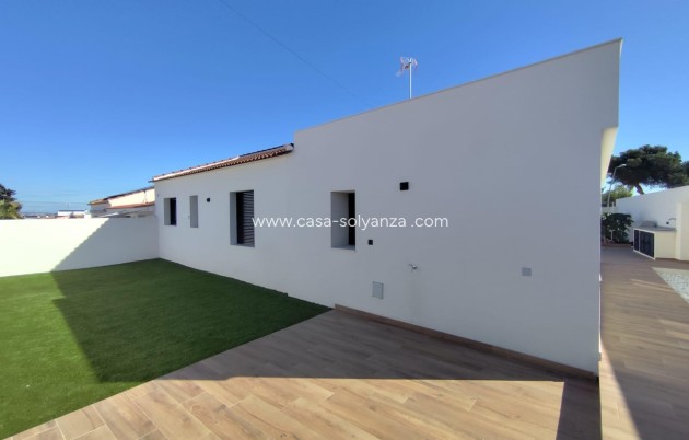 Resale - Villa - Torrevieja - Los Balcones