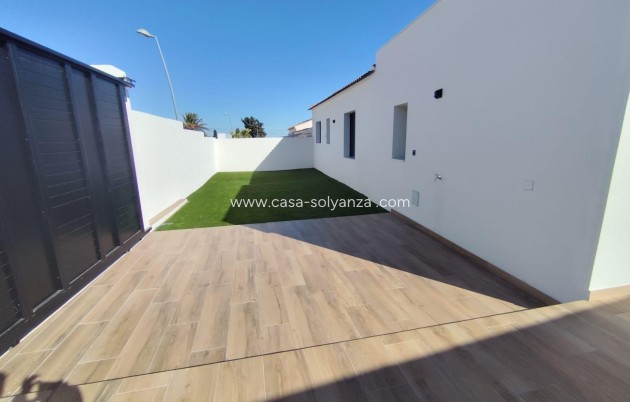 Resale - Villa - Torrevieja - Los Balcones