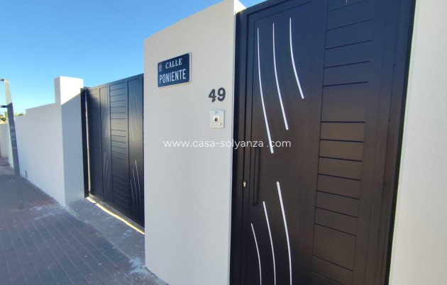 Resale - Villa - Torrevieja - Los Balcones