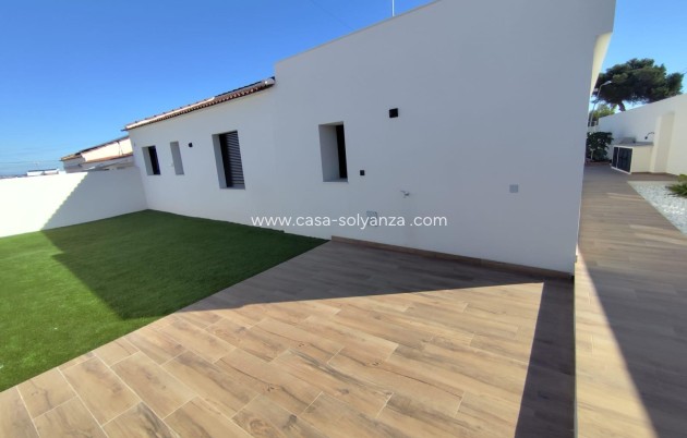 Resale - Villa - Torrevieja - Los Balcones