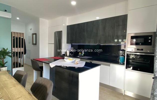 Revente - Appartement - Dehesa De Campoamor - Las Filipinas