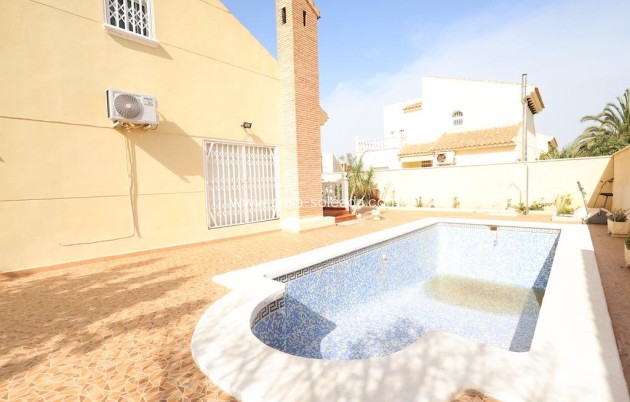 Wiederverkauf - Villa - Orihuela Costa - Costa Blanca