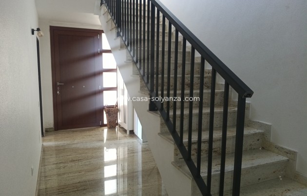 Herverkoop - Herenhuis - Roldan - Inland