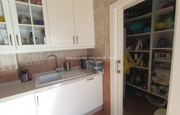 Herverkoop - Herenhuis - Roldan - Inland