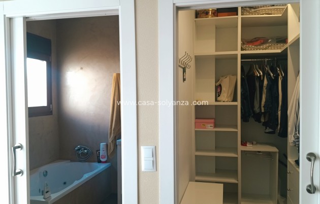 Herverkoop - Herenhuis - Roldan - Inland