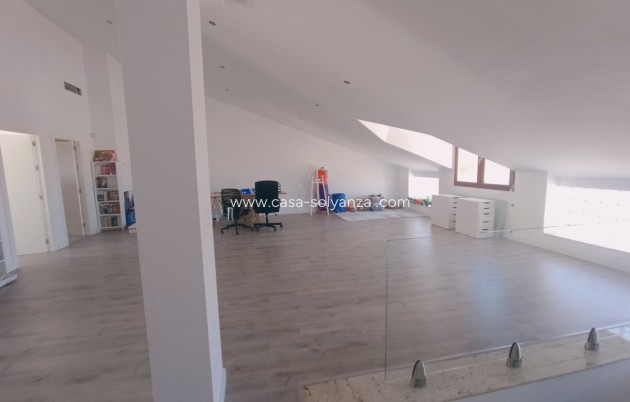 Herverkoop - Herenhuis - Roldan - Inland