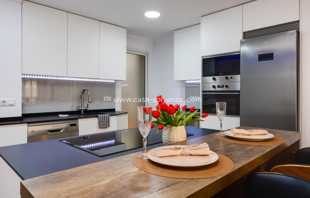 Revente - Appartement - Torrevieja - Center