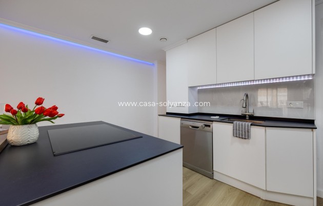 Revente - Appartement - Torrevieja - Center