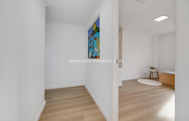 Revente - Appartement - Torrevieja - Center