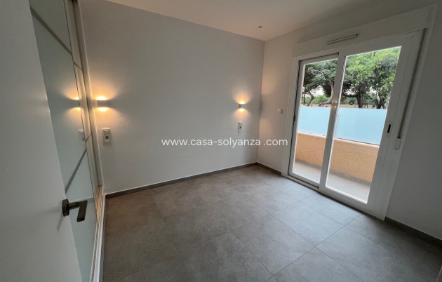 Resale - Apartment / flat - La Mata - avda de los Europeos