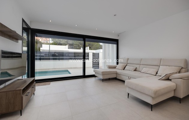 Herverkoop - Villa - Pinar de Campoverde - Inland