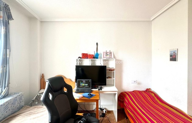Wiederverkauf - Wohnung - Torrevieja