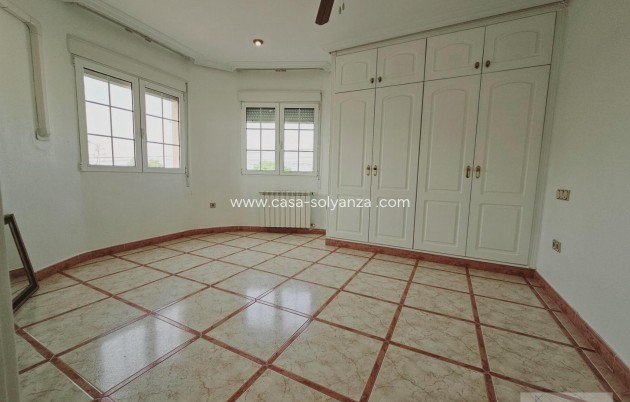 Resale - Villa - Torrevieja - La Siesta