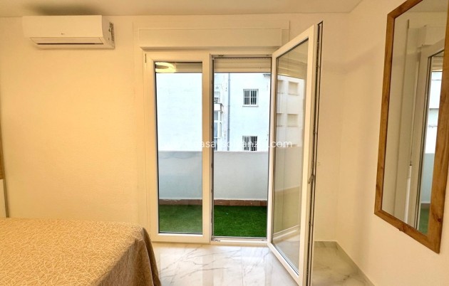 Revente - Appartement - Torrevieja - Playa del Cura