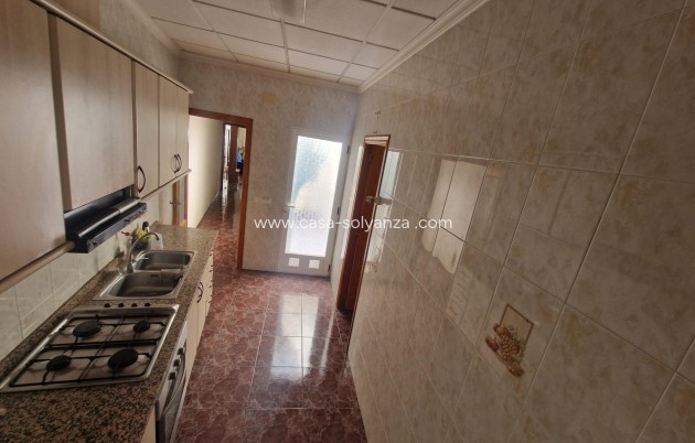 Herverkoop - Herenhuis - Torrevieja