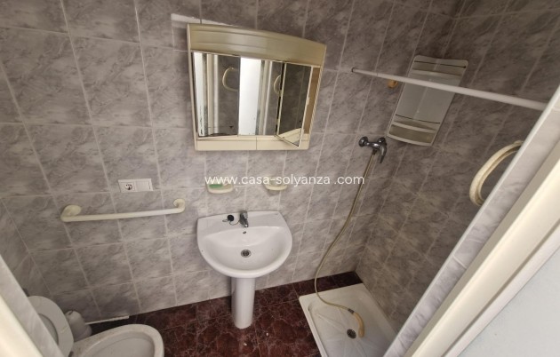 Herverkoop - Herenhuis - Torrevieja