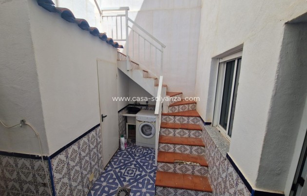 Herverkoop - Herenhuis - Torrevieja