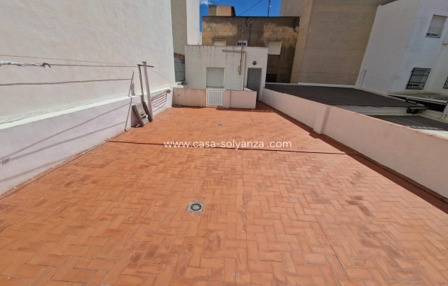 Herverkoop - Herenhuis - Torrevieja