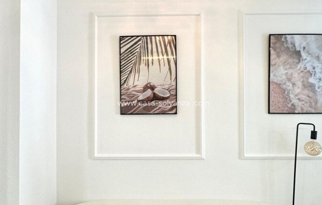 Resale - Apartment / flat - Torrevieja - Center