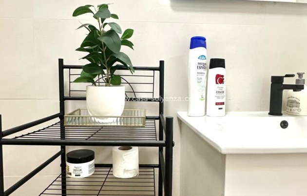 Resale - Apartment / flat - Torrevieja - Center