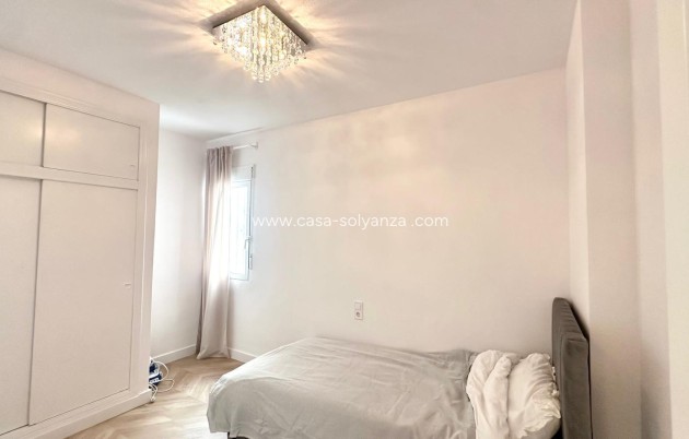 Resale - Apartment / flat - Torrevieja - Center