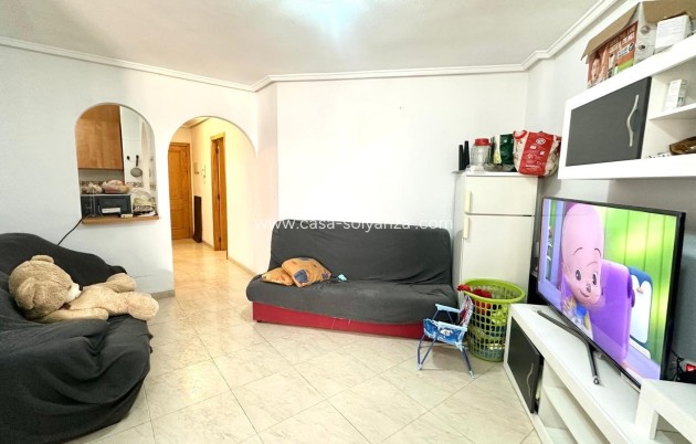 Herverkoop - Appartement / flat - Torrevieja - Estacion Autobuses