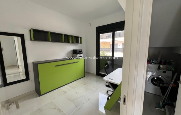 Resale - Villa - Orihuela Costa - Lomas de Cabo Roig