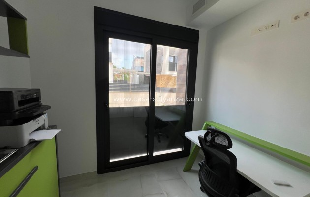 Resale - Villa - Orihuela Costa - Lomas de Cabo Roig