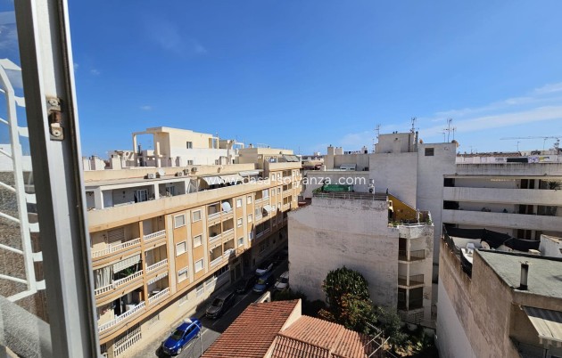 Wiederverkauf - Wohnung - Torrevieja - Center
