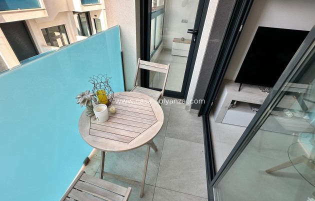 Revente - Appartement - Torrevieja - Calas Blancas