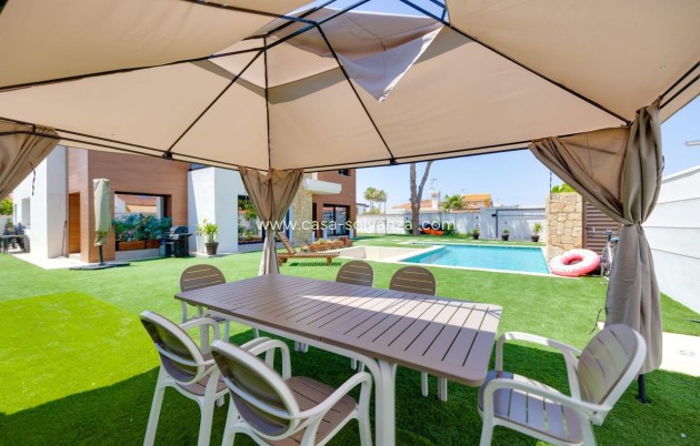 Resale - Villa - Torrevieja - Costa Blanca