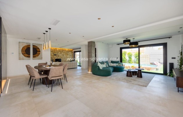 Resale - Villa - Torrevieja - Costa Blanca