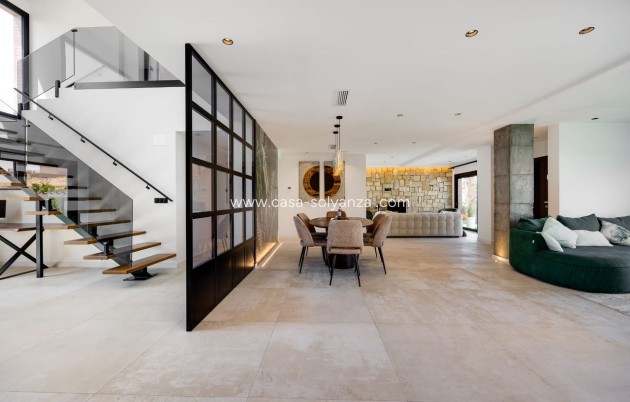 Resale - Villa - Torrevieja - Costa Blanca