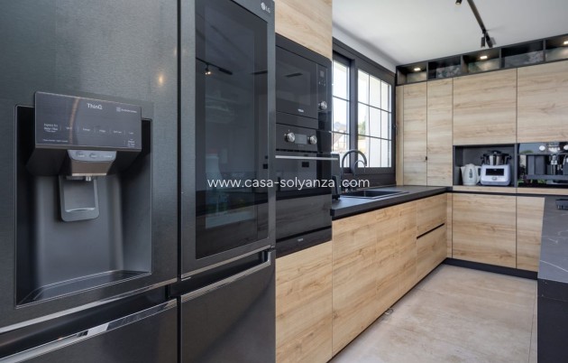 Resale - Villa - Torrevieja - Costa Blanca