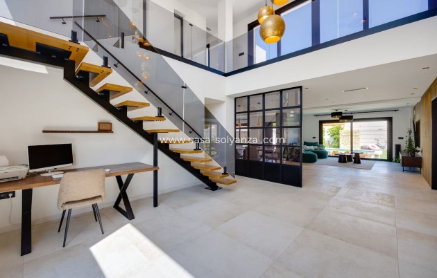 Resale - Villa - Torrevieja - Costa Blanca