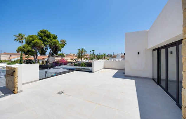 Resale - Villa - Torrevieja - Costa Blanca