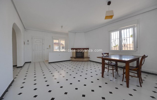 Herverkoop - Villa - Torrevieja - La Siesta