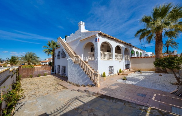 Herverkoop - Villa - Torrevieja - La Siesta
